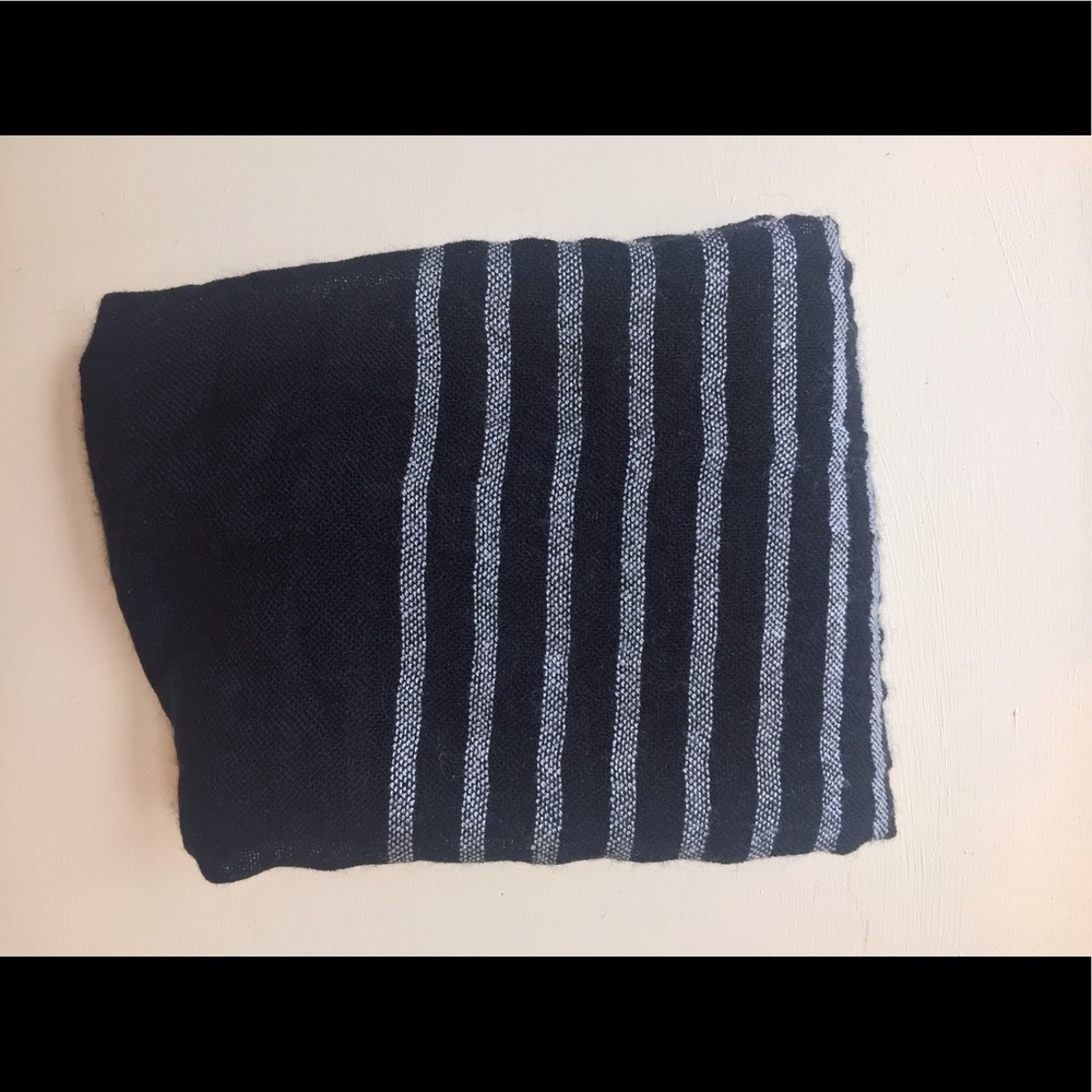 Striped Scarf - Picture 2 of 2